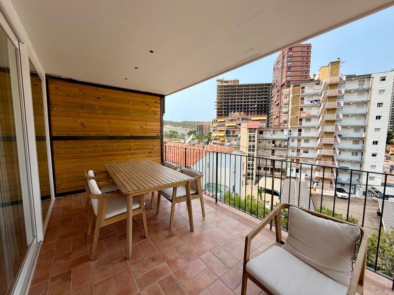 Foto ddec86e6-8f17-40b6-b26c-4a0bccbd55d3. Edificio in cala Finestrat Finestrat
