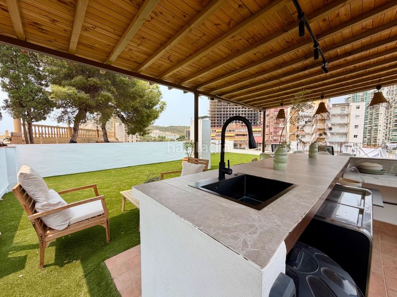 Foto f6f95df1-c925-4a79-a1f3-7338599da7fd. Edificio in cala Finestrat Finestrat