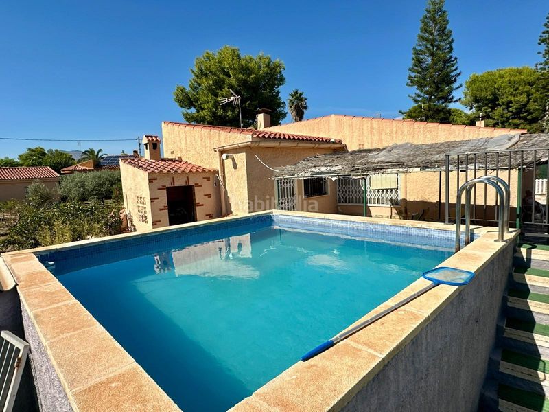 Foto 086f9c58-d5e8-460a-9fae-52887bb6a7f1. Xalet amb aparcament piscina a Busot