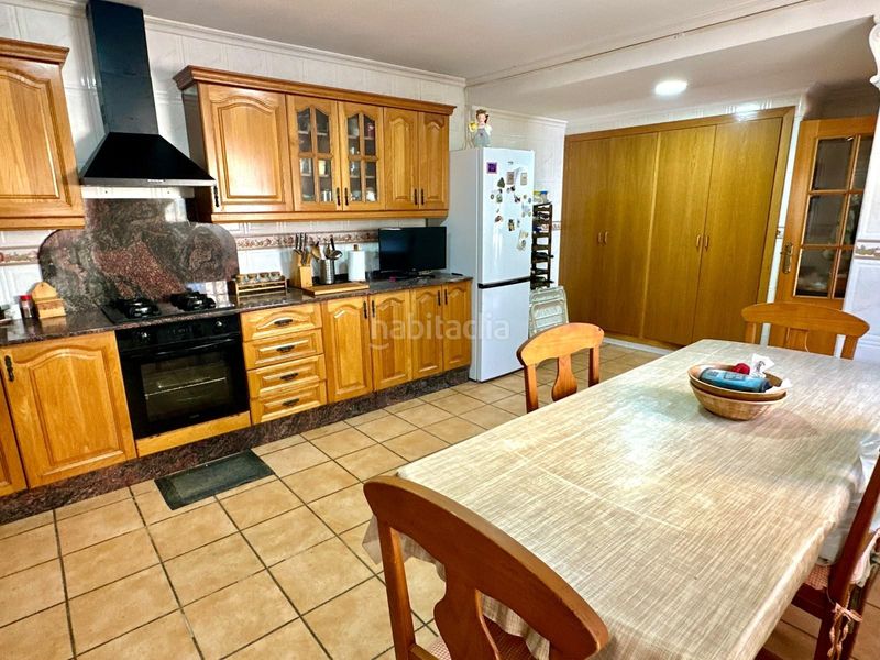 Foto 24113a09-48cb-470a-919d-7fd12f36420b. Chalet mit parking pool in Busot