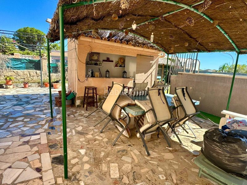 Foto 751fb1a1-74f1-4ff0-8cb5-9a65e5f33c47. Xalet amb aparcament piscina a Busot