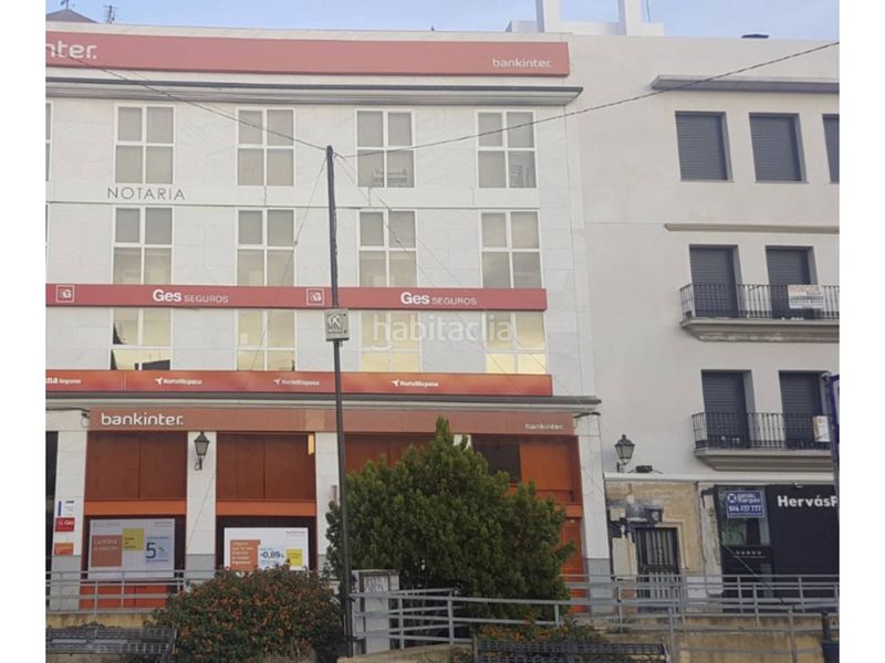 Foto 7a23b17b-fec8-49cc-9850-577d7db1d0fb. Oficina  en venta en centro histórico en Casco Antiguo Badajoz