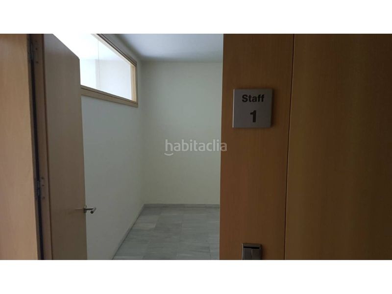 Foto c067e6a4-a51b-4188-884b-30e3a793ef67. Oficina  en venta en centro histórico en Casco Antiguo Badajoz