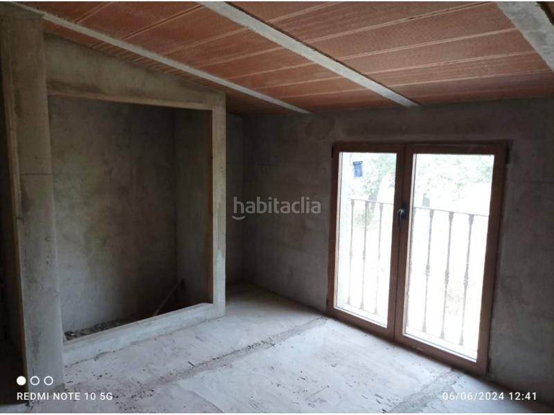 Foto f5baad85-7a72-419c-9d74-c001fe71e367. Finca rústica a Higuera de Vargas