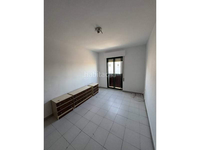 Foto b4c46b8d-c068-4e8f-b58c-89d886ffc802. Casa a Valdelacalzada