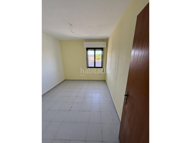 Foto c6d45dcc-f0e6-4868-819b-c072ce4992e0. Casa a Valdelacalzada