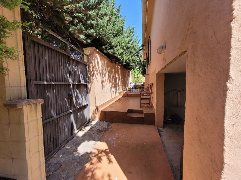 Foto 737f9a53-4391-4c39-b933-e004bd3c69f0. Casa a Río Real Marbella