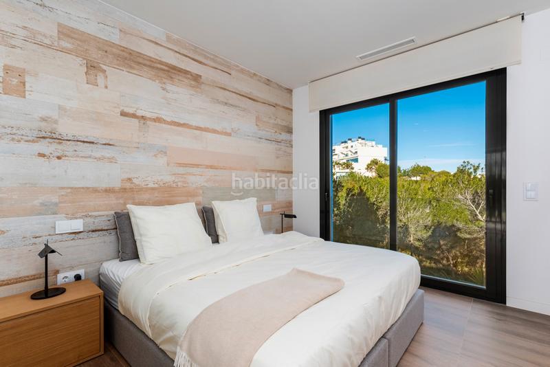 Foto d6e5f0c8-952a-4764-9a46-36fc30c86af3. Casa en Lomas de Campoamor - Las Ramblas Orihuela