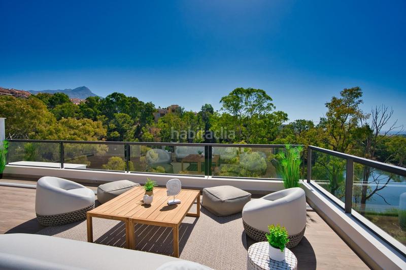Foto c2f10e62-d070-43eb-8162-592ff64c802c. Attico in Los Naranjos Marbella