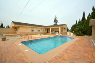 Masia a Almoradí