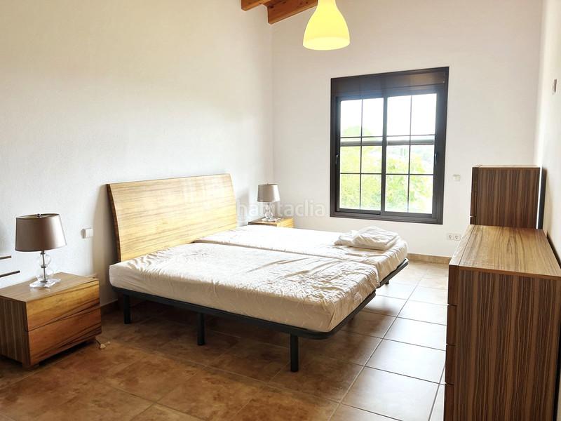 Foto 14253542-5269-4ca4-b4a9-ffdabe2a416e. Casa in Zona Calvario Estepona