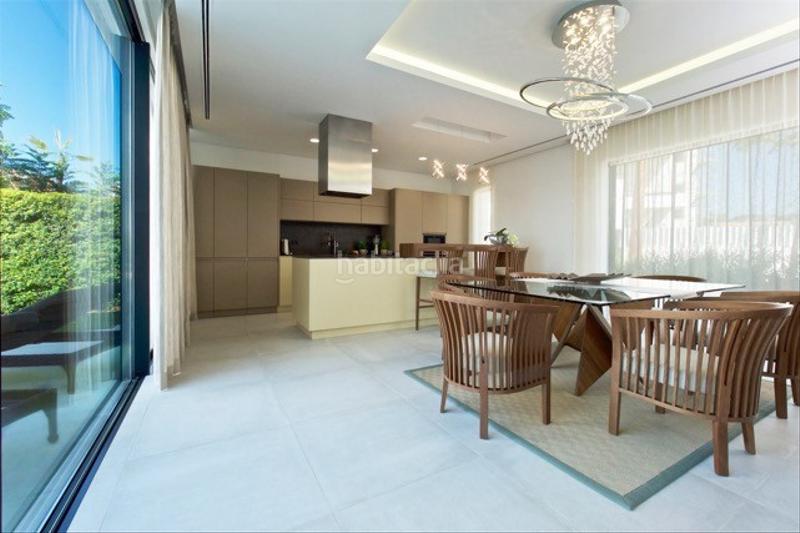 Foto c8c7515c-2843-47ab-9be2-b921f426ef1e. Casa con parcheggio piscina in Benahavís pueblo Benahavís