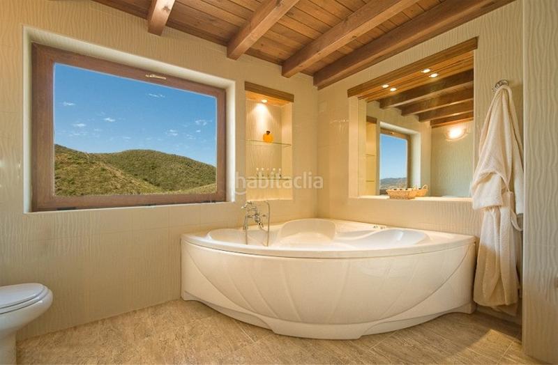 Foto 7b7f484e-36a3-4cce-ad11-3ca35f73d521. Casa in Centro Alhaurín el Grande