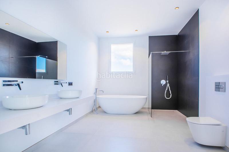 Foto b9fe0a58-c918-40fb-bc2b-47cb88fdcbb0. Casa a Santa María Marbella