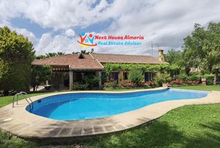 Masia a Parrilla