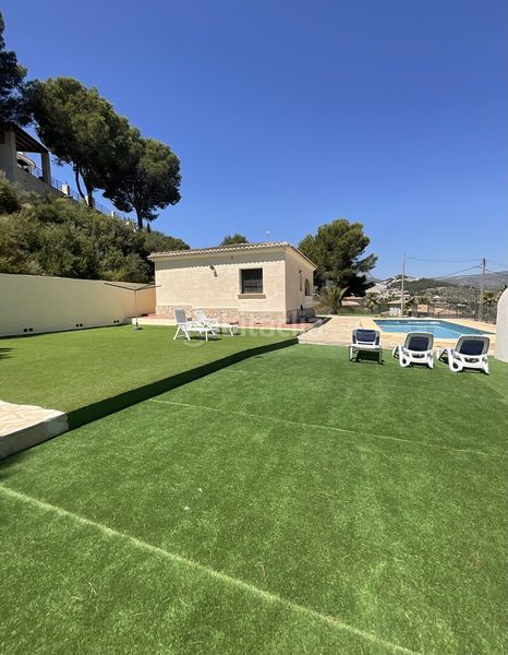 Foto db93a7d2-ef36-4b56-95fd-7fa372536567. Casa en Canuta Calp