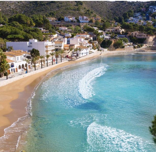 Foto c13ef72c-9fb9-4836-9410-c415eb3776c9. Casa amb aparcament a Pinar de Advocat-Cometa Moraira