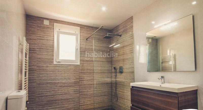 Foto a526242f-f275-4364-a3e1-a77cbf45896a. Casa amb aparcament a Centro Ciudad Xàbia