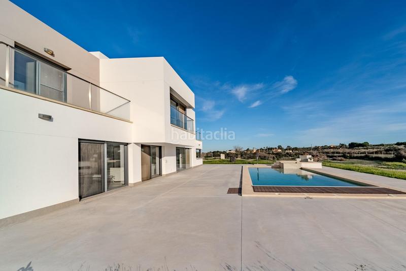 Foto 0588293e-bdfc-4e3e-bfac-043d50e2a06d. Casa en La Marina Elche / Elx