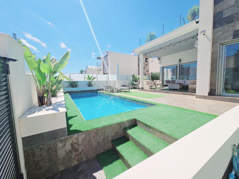 Foto 08a79723-d423-4603-8a11-d7c8d832e261. Haus mit pool in Los Almendros Orihuela