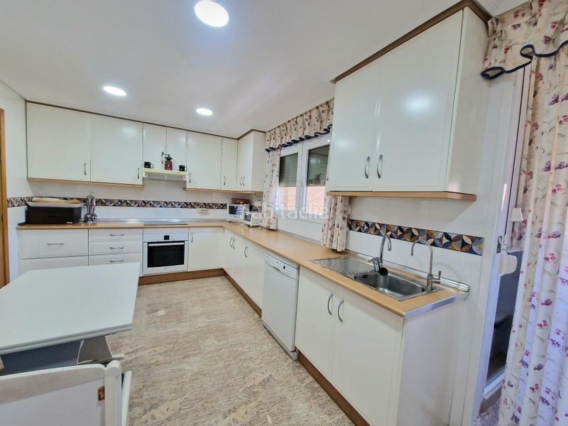 Foto 48023531-c9c8-4868-acb1-680193485f3a. Apartamento en Levante Alto Benidorm