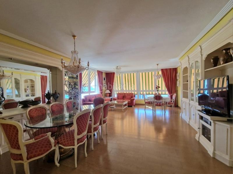 Foto b4a00f3d-bcb3-4b76-b09c-b2176416ff02. Apartamento en Levante Alto Benidorm