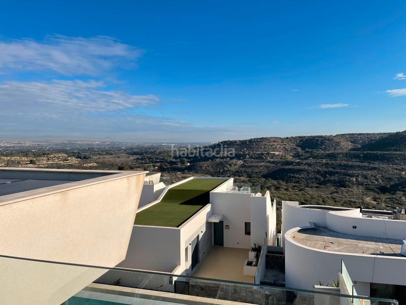 Foto 95c5f0d1-c7e4-47c8-bb0a-01576d885316. Casa en Almoradí