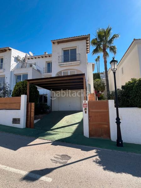 Foto d8bf6bba-6305-4a2a-b50f-dd1476868358. Casa adosada en Altea ciudad Altea