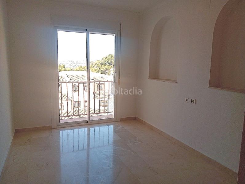 Foto 111dfe44-7b99-4f8e-8f30-f108075b93b4. Reihenhaus in Altea ciudad Altea