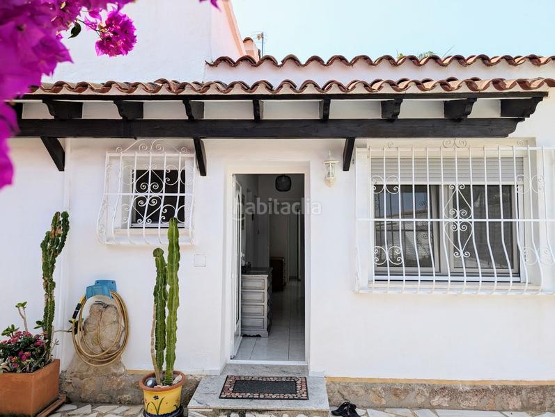 Foto e7fab918-bc00-4093-b4b4-a15c9ca95f0b. Casa a schiera con parcheggio in Benimeit-Tabaira Moraira