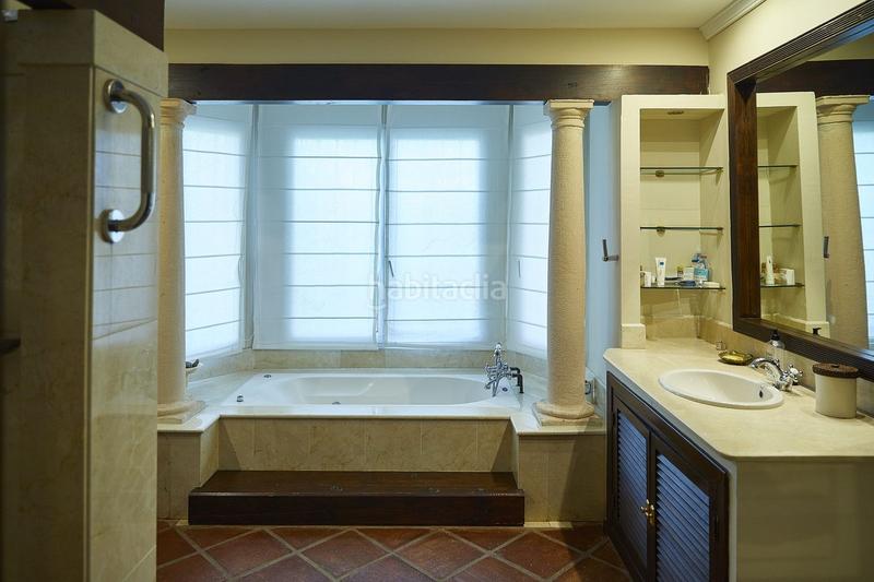 Foto 6b4dd8f6-0ece-4507-bd32-cefd58ceebb1. Casa a La Dama de Noche - La Alzambra Marbella