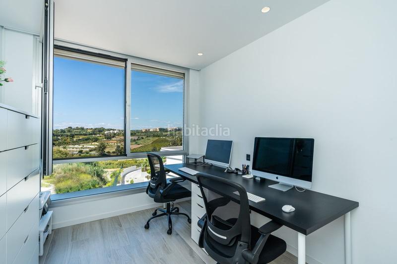 Foto 3ecb709f-0fe0-486d-8bcb-ff19d19482e2. Casa adossada a Cancelada Estepona