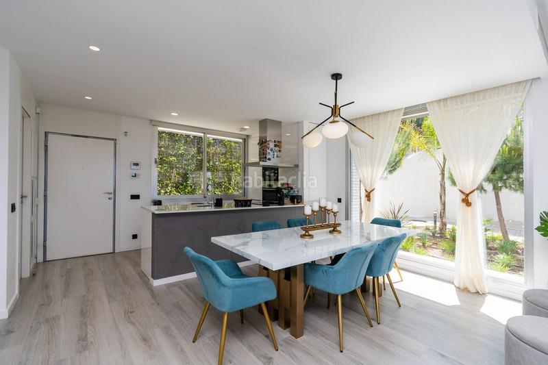 Foto 88cbe9d6-7be3-4e15-87de-2160647d7b33. Casa adossada a Cancelada Estepona