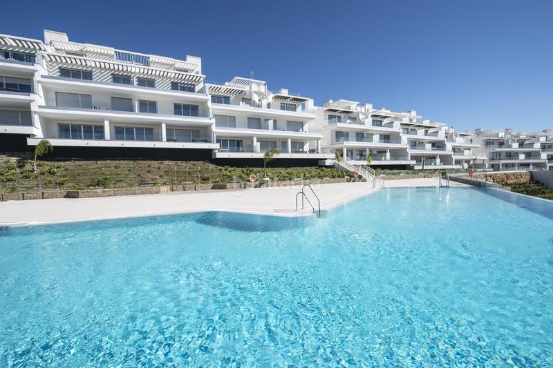 Foto 16f25d70-4b63-4871-b714-efdeedd136d8. Reihenhaus in Cancelada Estepona