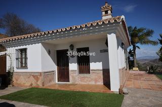 Masia a Monda