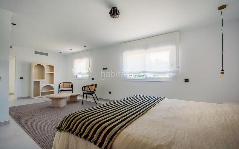 Foto 43cce3a5-8c23-4d30-84ba-bb7c669541de. House with parking in Las Lomas de Río Verde Marbella