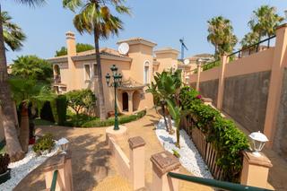 Semi detached house in Riviera del Sol