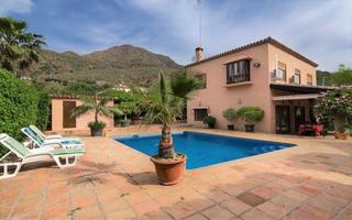 Country house in Zona Calvario