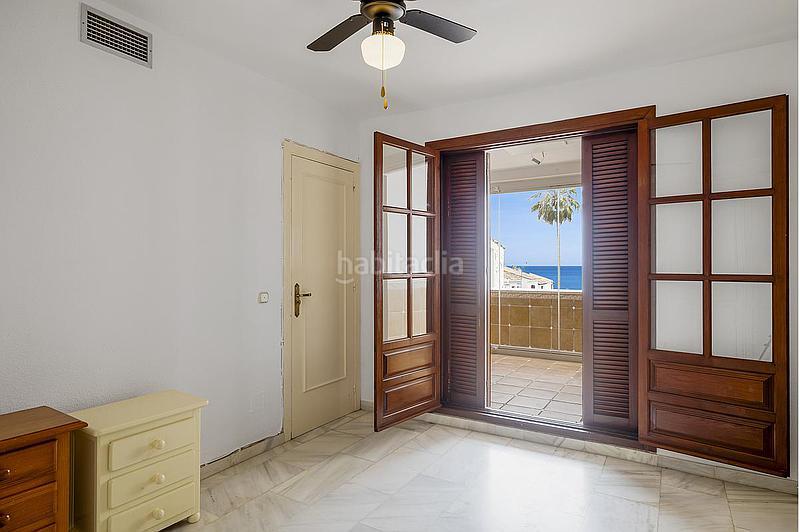 Foto b81668fd-d935-43d6-a700-00566e38a080. Casa adosada en Zona Calvario Estepona