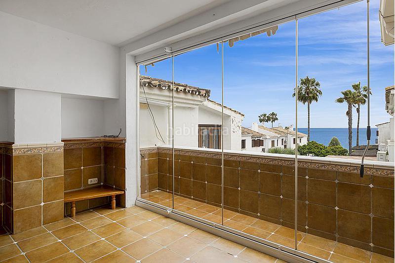 Foto c34cf1b0-f535-4792-9585-3b3377469582. Casa adosada en Zona Calvario Estepona