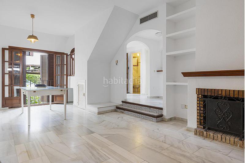 Foto 14e35eb9-c911-47aa-b4a7-ba7193645be4. Casa adossada a Zona Calvario Estepona