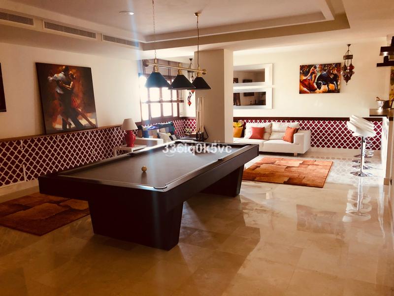 Foto 0ba3bdde-9aed-4d3e-b72a-49e27441c87e. House in Benahavís pueblo Benahavís