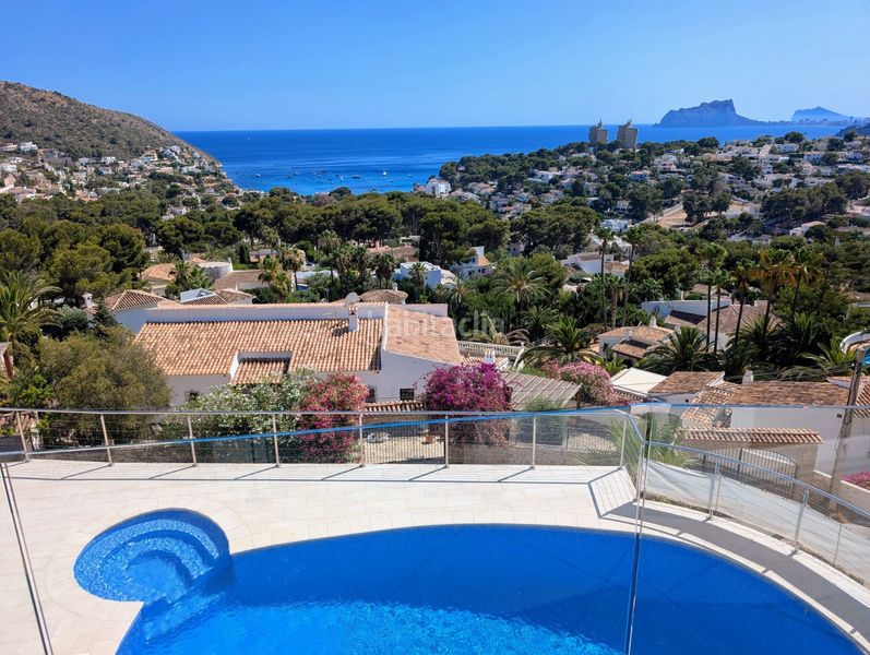 Foto 8104d152-6b6f-4de8-8177-f63c9d65638f. Haus mit parking in El Portet-Pla del Mar Moraira