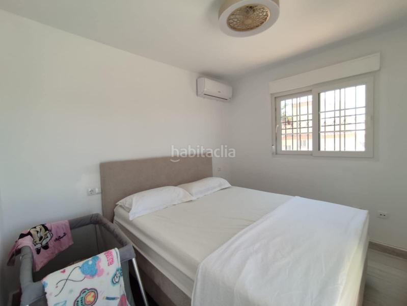 Foto 6412eb2f-5733-4486-bedc-8b74d3b685bf. Casa adossada amb piscina a La Zenia Orihuela