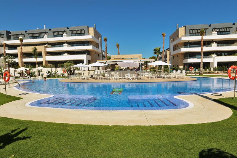 Foto fb416ff0-9862-4b2f-aac6-15deb9471351. Apartamento en Playa Flamenca Orihuela