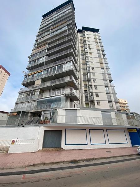 Foto c3578c55-2f43-4bc2-b2c1-bfb0d230bf81. Locale commerciale in Canuta Calp