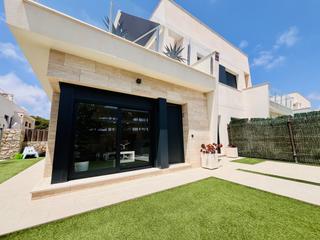 Haus in Torre de la Horadada