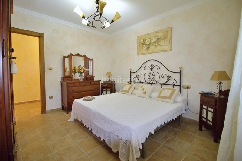 Foto f7eb09ac-d64b-4a20-a592-fea82ee9df95. Casa en Valverde Elche / Elx