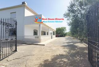 Masia a Tíjola