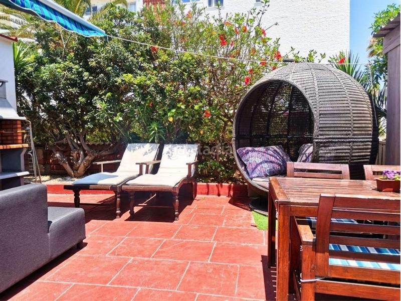 Foto 1208ab36-909d-4a0e-a75b-b21b5f3d66ff. Casa con parcheggio in L´Albir Alfàs del Pi (l´)
